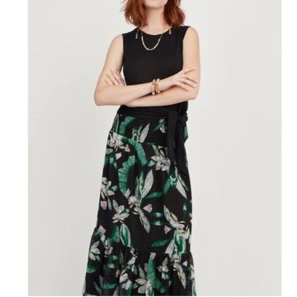 NWT Stella & Dot Maeve Lizzie Botanical Dress- also converts to a skirt! - Picture 4 of 9